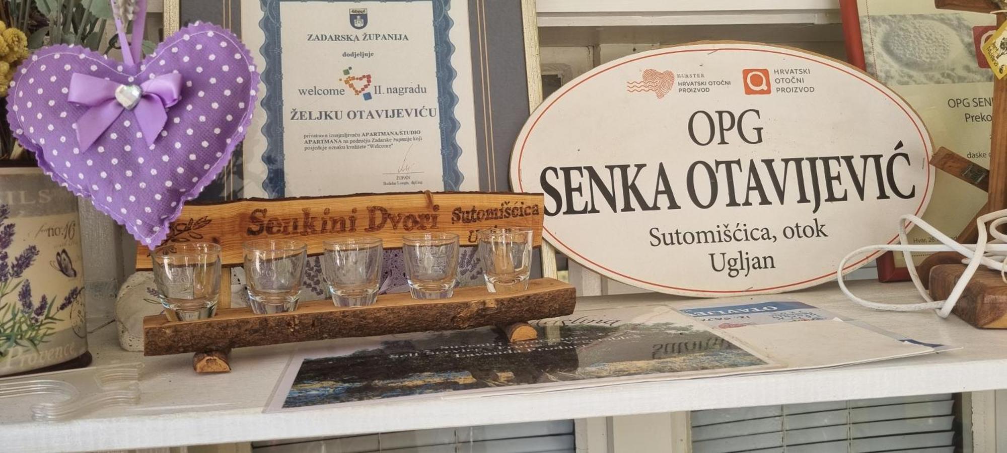 Senkini Dvori Apartment Sutomiscica Exterior foto