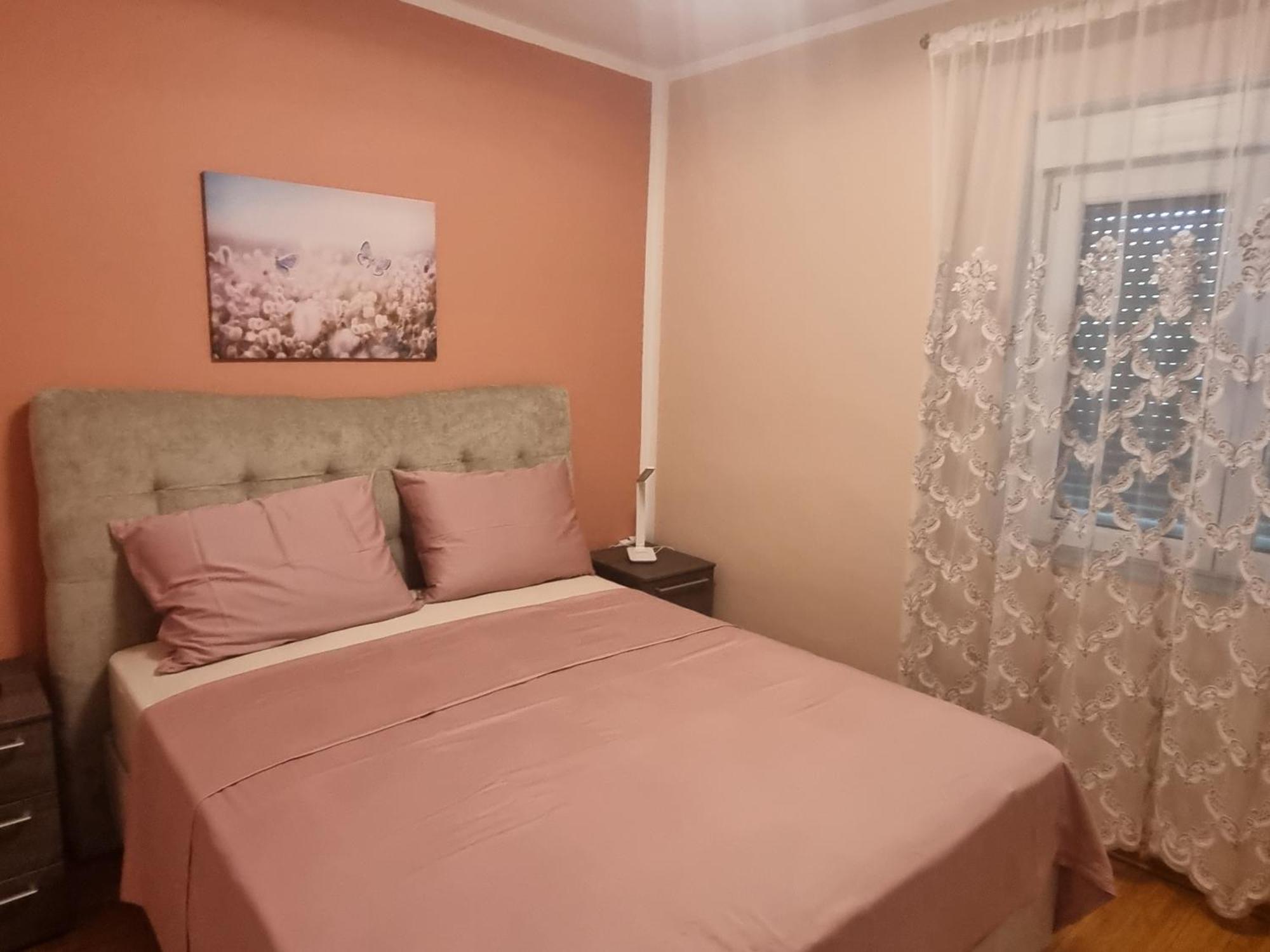 Senkini Dvori Apartment Sutomiscica Exterior foto
