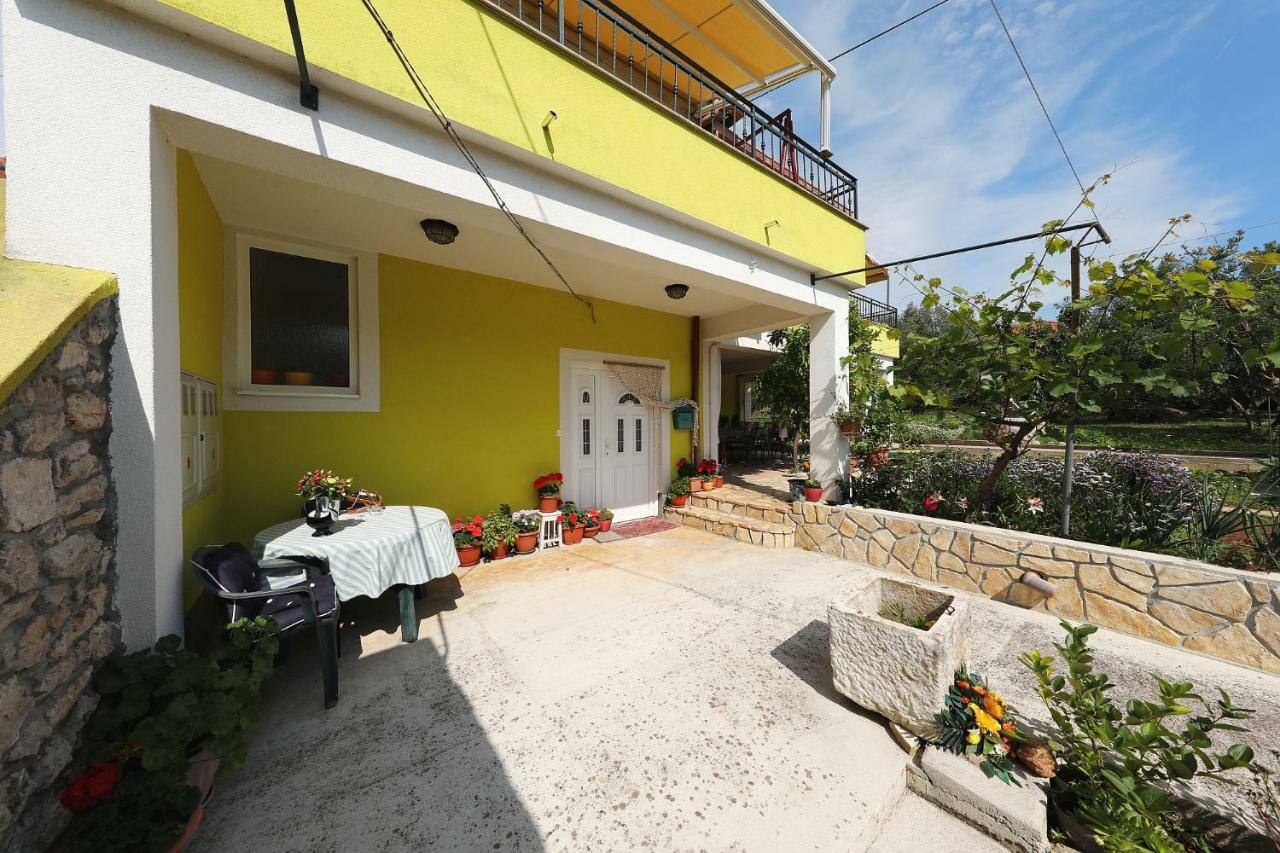 Senkini Dvori Apartment Sutomiscica Exterior foto