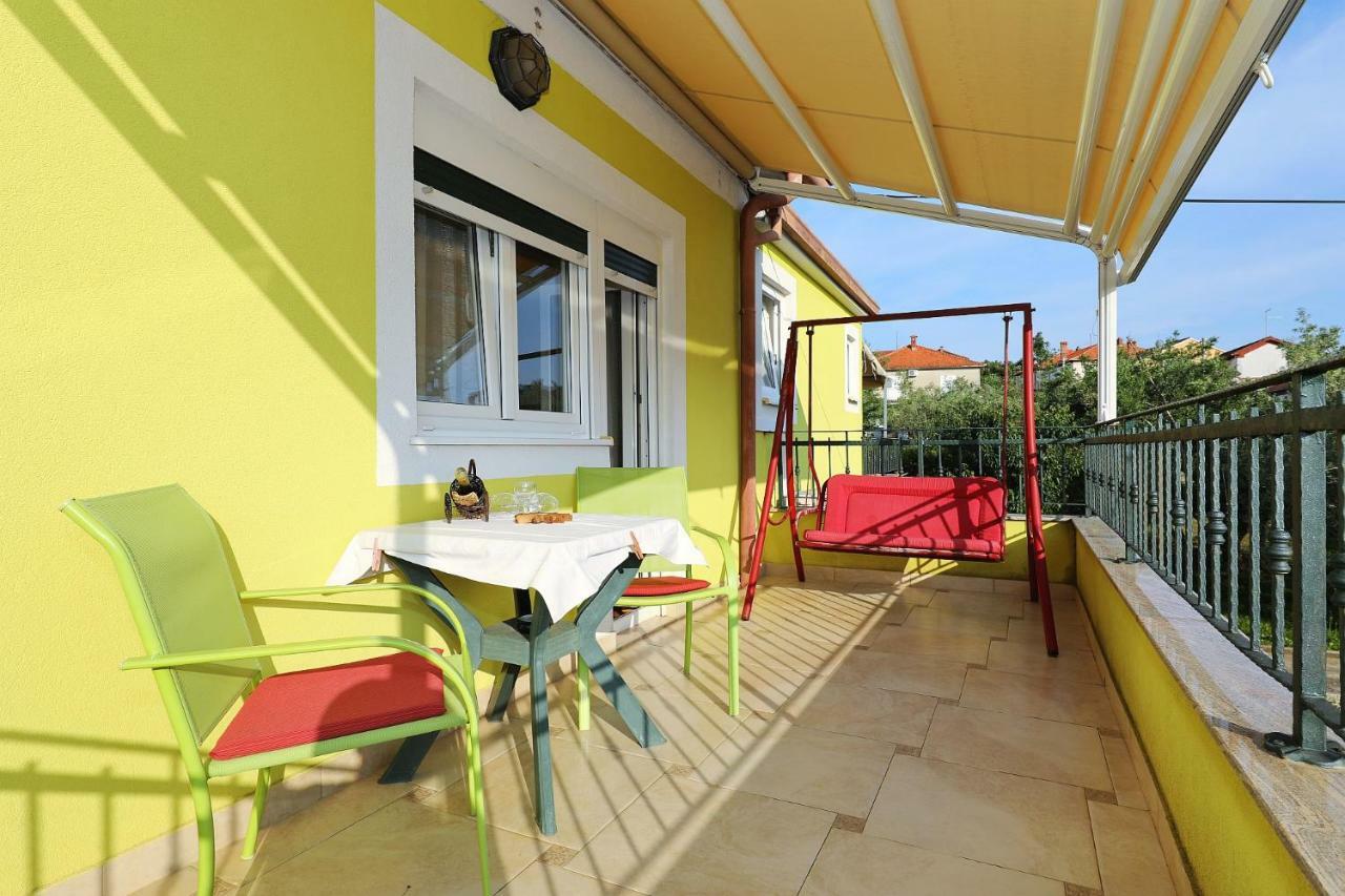 Senkini Dvori Apartment Sutomiscica Exterior foto
